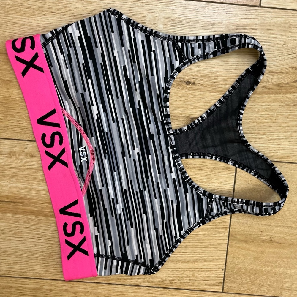 VSX - Picture 2 of 7